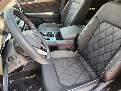 2025 Volkswagen Atlas 2.0T SEL Premium R-Line 4MOTION