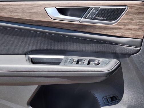 2025 Volkswagen Atlas 2.0T SEL Premium R-Line 4MOTION