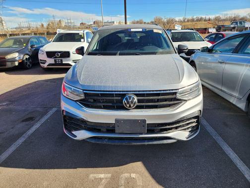 2022 Volkswagen Tiguan 2.0T SE R-Line Black 4MOTION