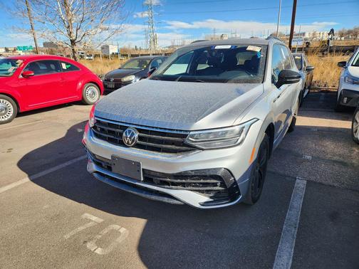 2022 Volkswagen Tiguan 2.0T SE R-Line Black 4MOTION