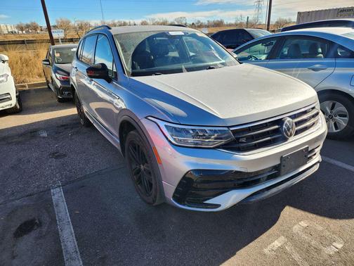 2022 Volkswagen Tiguan 2.0T SE R-Line Black 4MOTION