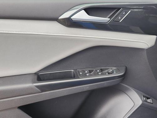 2022 Volkswagen Taos 1.5T SEL