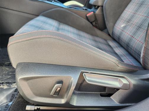 2022 Volkswagen Golf GTI 1.4T TSI