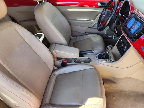 2015 Volkswagen Beetle 1.8T