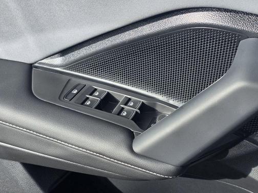 2026 Volkswagen Tiguan 2.0T SE R-Line Black 4MOTION