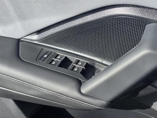 2026 Volkswagen Tiguan 2.0T SE R-Line Black 4MOTION