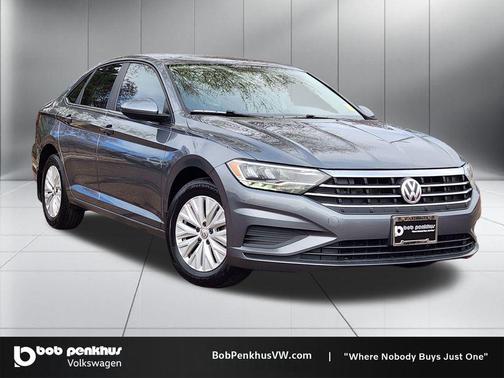 Platinum Gray Metallic 2019 Volkswagen Jetta 1.4T S