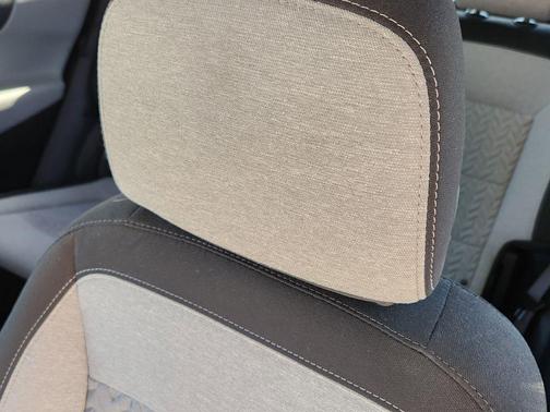 Blue Glow Metallic 2022 Chevrolet Equinox 1LT