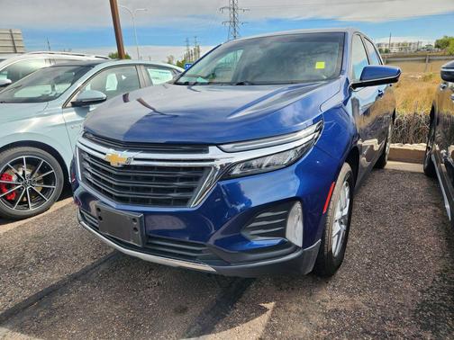 Blue Glow Metallic 2022 Chevrolet Equinox 1LT