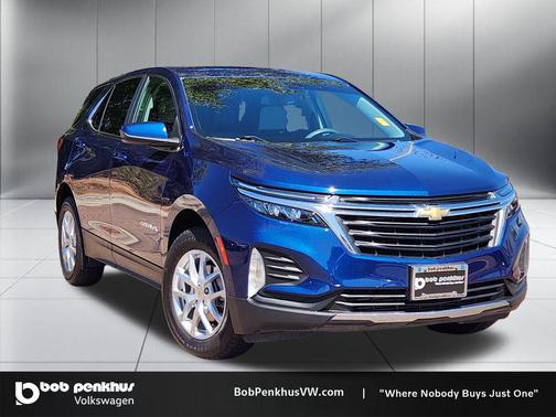 Blue Glow Metallic 2022 Chevrolet Equinox 1LT