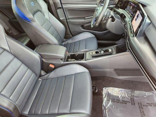 2022 Volkswagen Golf R 2.0T DSG