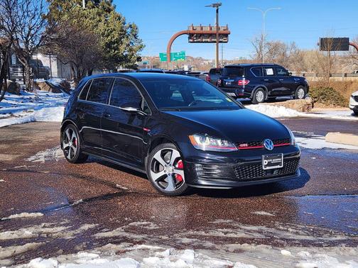 2017 Volkswagen Golf GTI 2.0T Autobahn 4-Door