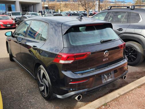 2022 Volkswagen Golf GTI 2.0T S DSG