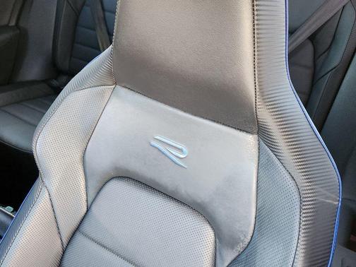 2024 Volkswagen Golf R 2.0T DSG