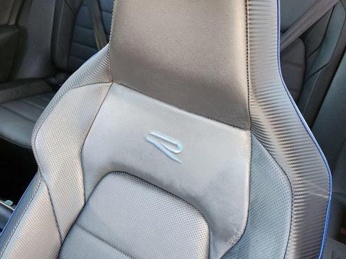 2024 Volkswagen Golf R 2.0T DSG