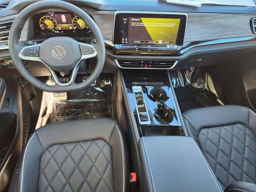 2026 Volkswagen Atlas 2.0T SEL Premium R-Line 4MOTION