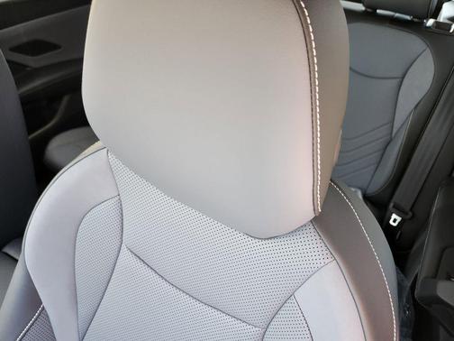 2026 Volkswagen Tiguan 2.0T SE 4MOTION