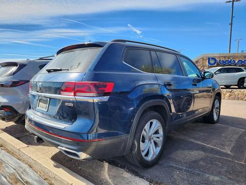 2022 Volkswagen Atlas 3.6L SE w/Technology