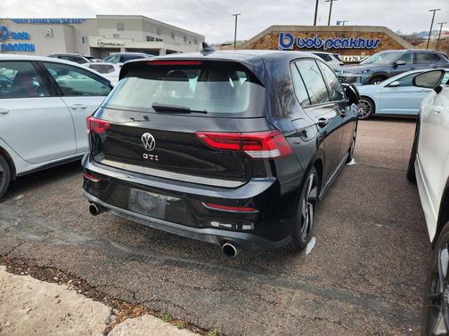 2024 Volkswagen Golf GTI 2.0T S DSG