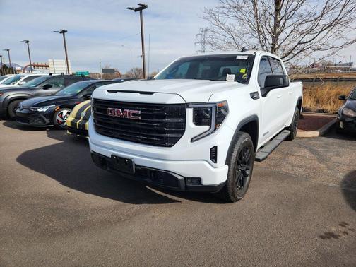 2024 GMC Sierra 1500 Elevation