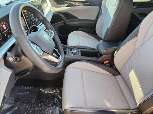 2026 Volkswagen Tiguan 2.0T SE R-Line Black 4MOTION