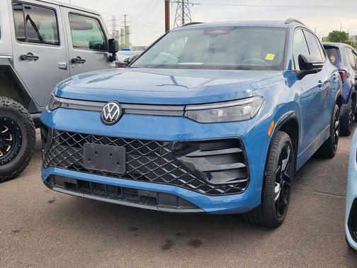 Monterey Blue Pearl 2025 Volkswagen Tiguan 2.0T SE R-Line Black 4MOTION