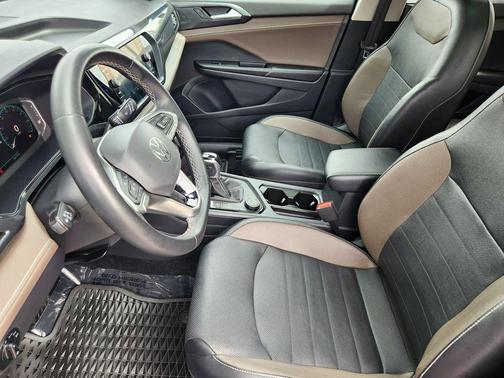 Blue 2022 Volkswagen Taos 1.5T SEL