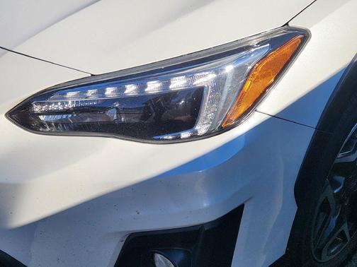 Crystal White Pearl 2019 Subaru Crosstrek 2.0i Limited