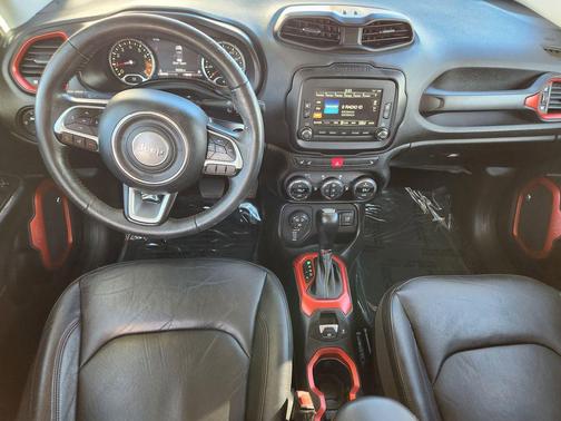 2016 Jeep Renegade Trailhawk