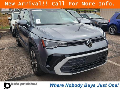 Gray 2025 Volkswagen Taos 1.5T SE