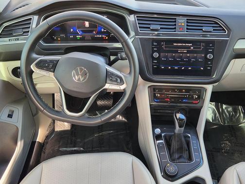 2024 Volkswagen Tiguan 2.0T SE 4MOTION