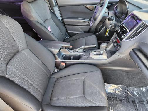 2018 Subaru Impreza 2.0i