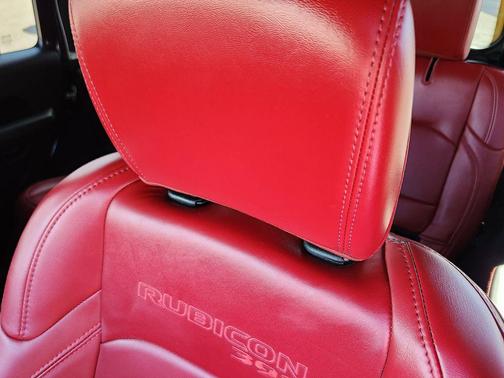 2024 Jeep Wrangler Rubicon 392