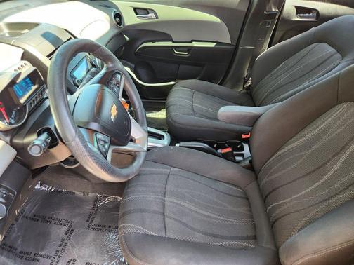 Ashen Gray Metallic 2014 Chevrolet Sonic LT