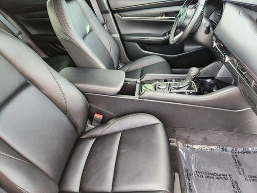 2024 Mazda Mazda3 FWD w/Preferred Package