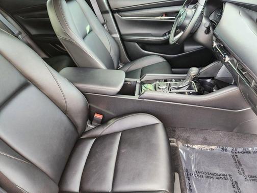 2024 Mazda Mazda3 FWD w/Preferred Package