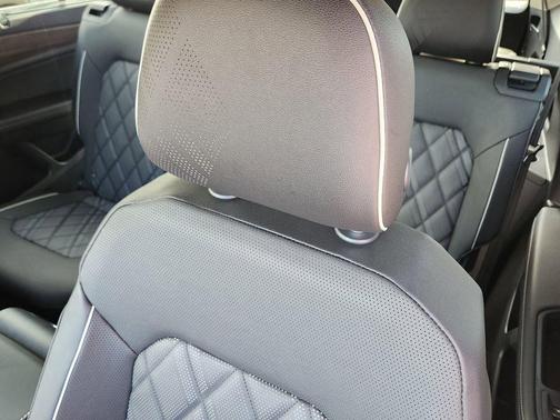 2026 Volkswagen Atlas 2.0T SEL Premium R-Line 4MOTION