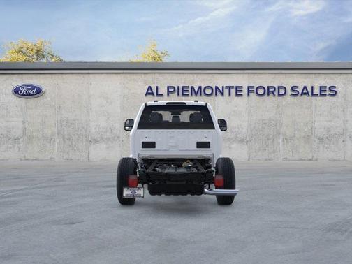 2025 Ford F-350 XL