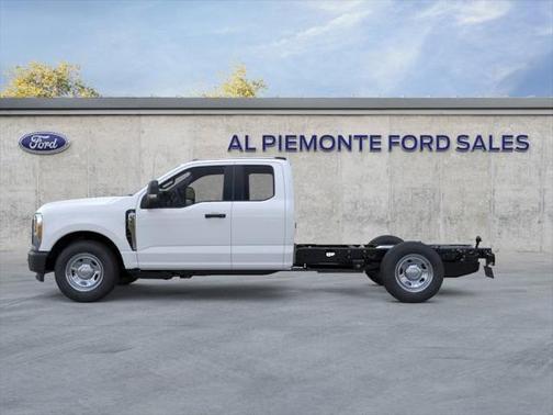 2025 Ford F-350 XL