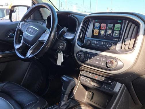 2017 GMC Canyon SLT