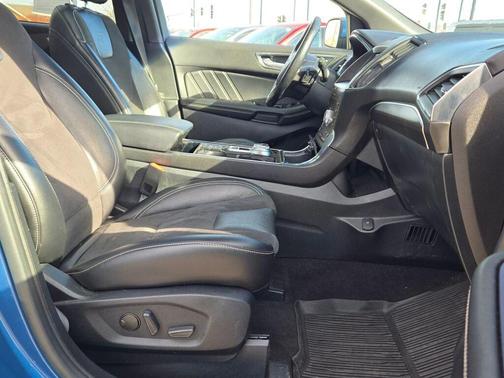 2020 Ford Edge ST