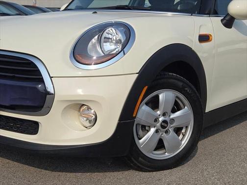 2016 MINI Hardtop Cooper