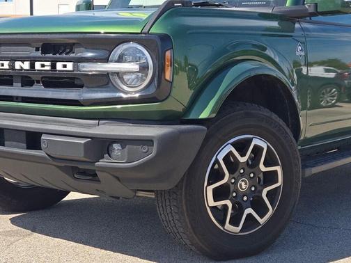 2022 Ford Bronco Outer Banks