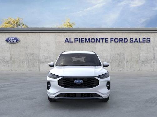 2025 Ford Escape ST-Line Elite