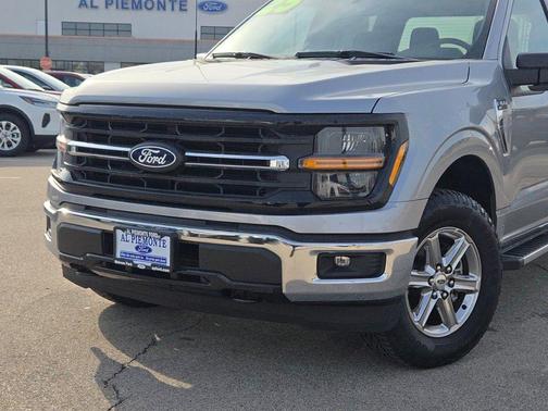 Iconic Silver Metallic 2025 Ford F-150 XLT