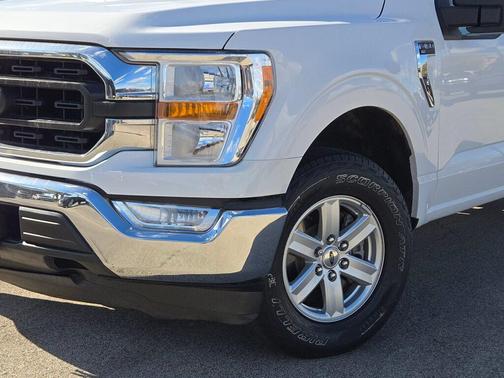 Oxford White 2021 Ford F-150 XLT