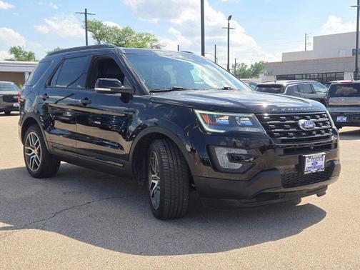 Shadow Black 2017 Ford Explorer sport