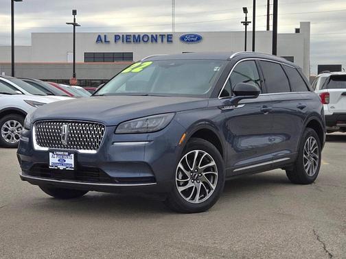 2022 Lincoln Corsair Standard