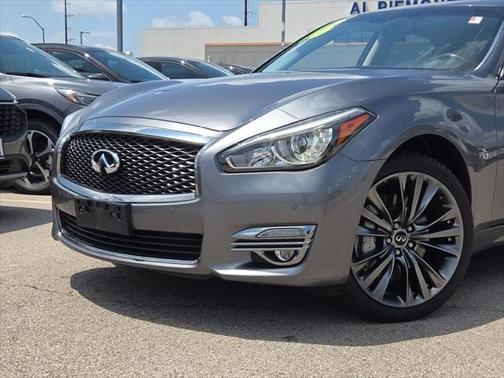 2016 INFINITI Q70 3.7X