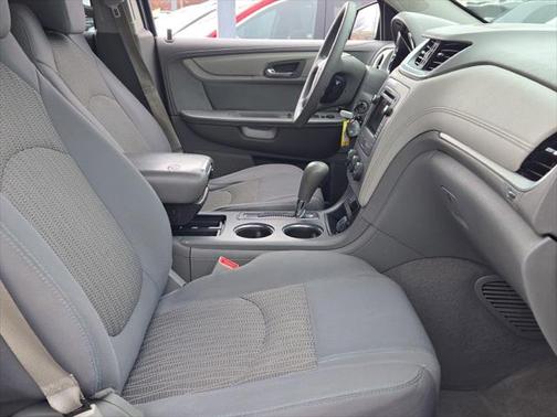 2015 Chevrolet Traverse LS